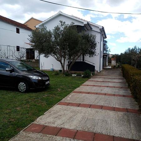 Apartments With A Parking Space Kraj, Pasman - 8213 Tkon Buitenkant foto